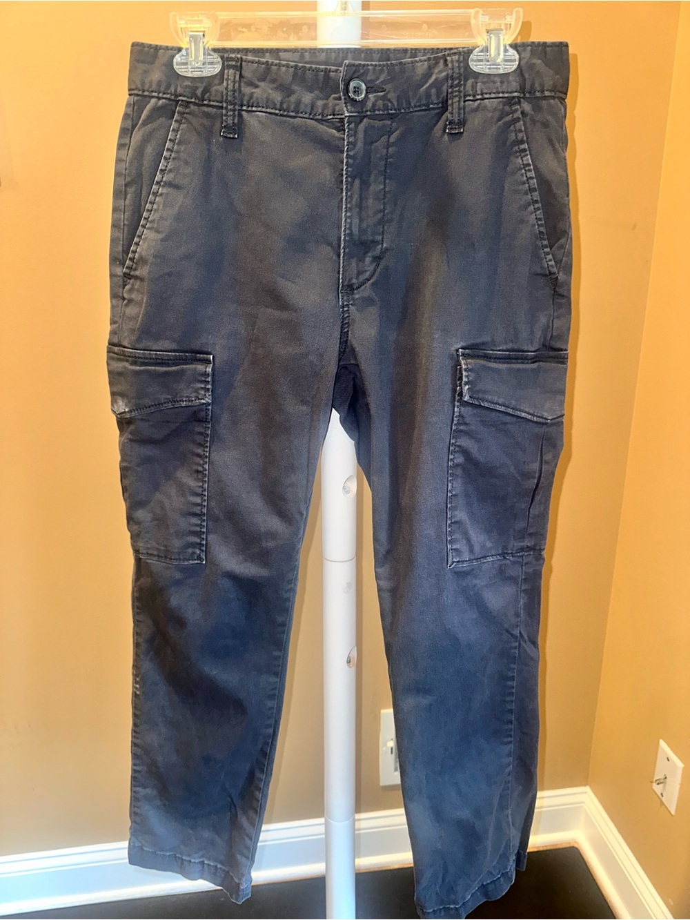 Old Navy Men's Grey Cargo Pants - Casual Utility Style